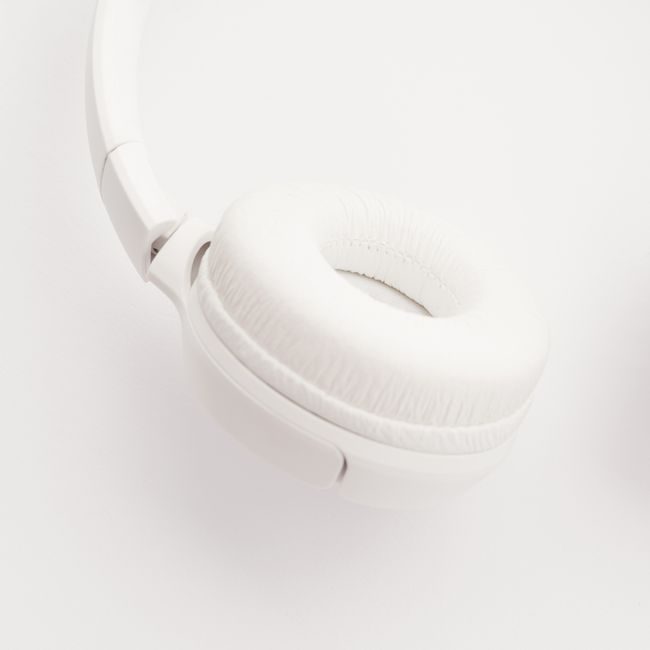 Stylish white wireless headphones on a white background, perfect for music lovers. — Sound On, Pexels